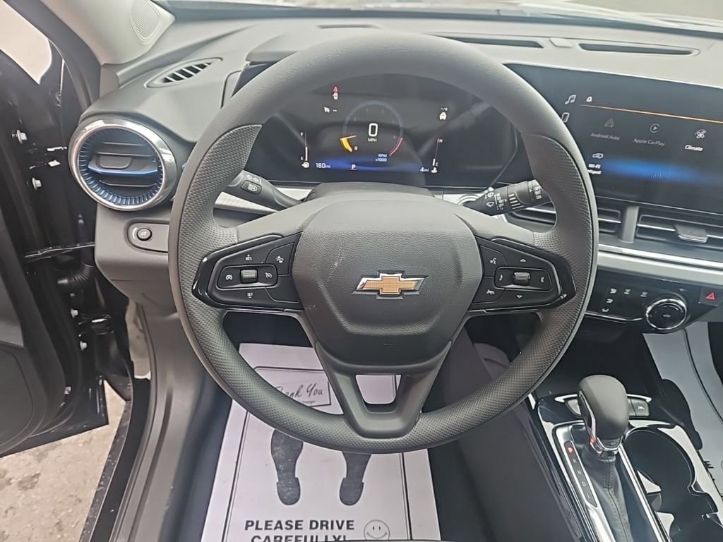 New 2026 Chevrolet Trax LT image 12