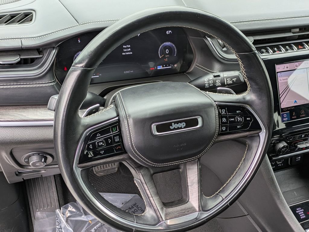 Certified 2022 Jeep Grand Cherokee Overland w/ Luxury Tech Group IV image 14