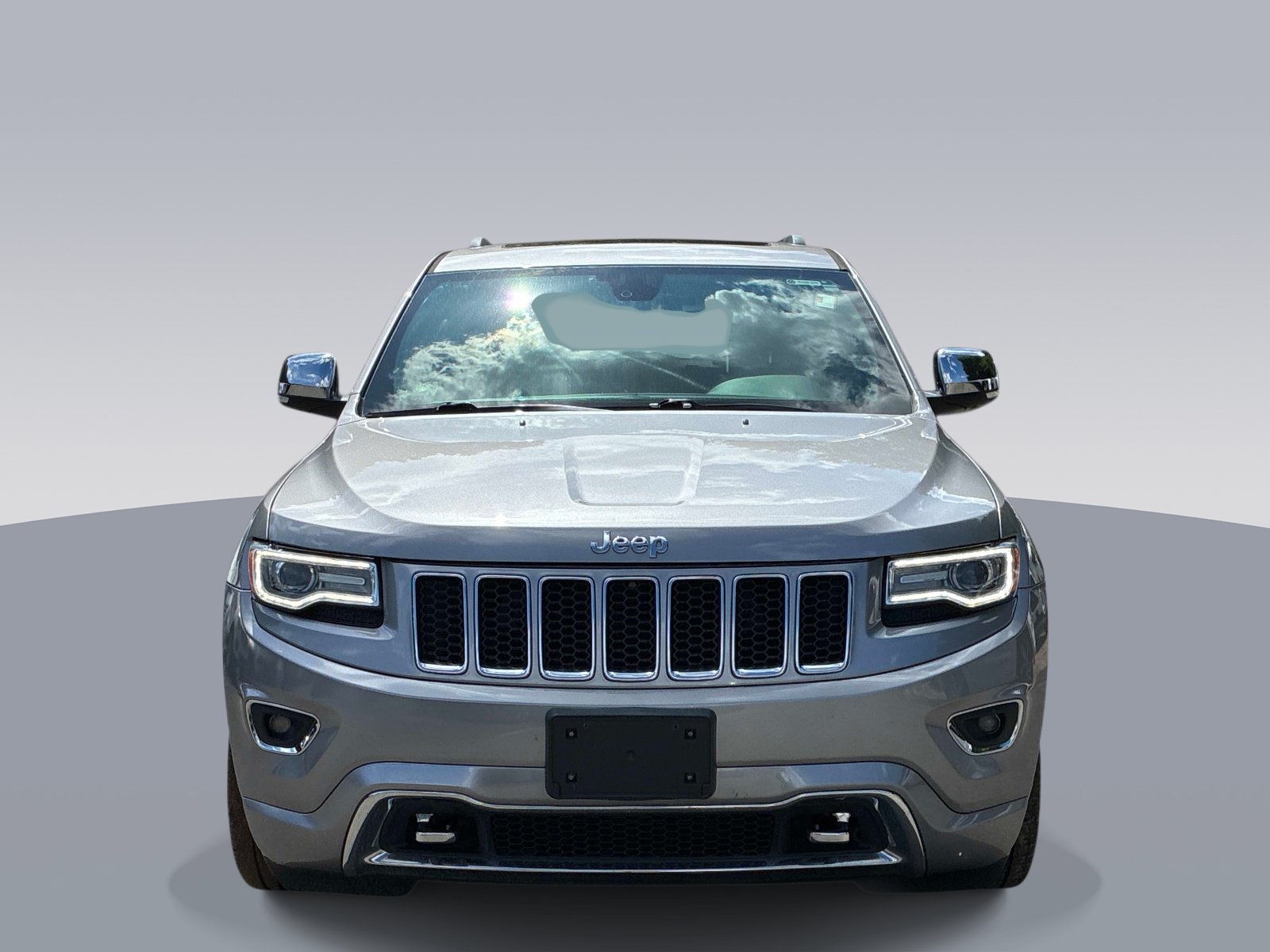 Used 2016 Jeep Grand Cherokee Overland AWD/4WD image 2