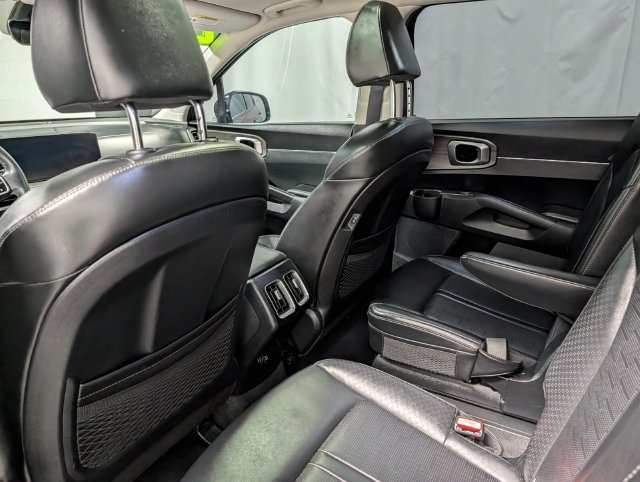 Used 2025 Kia Sorento X-Line EX AWD/4WD image 13