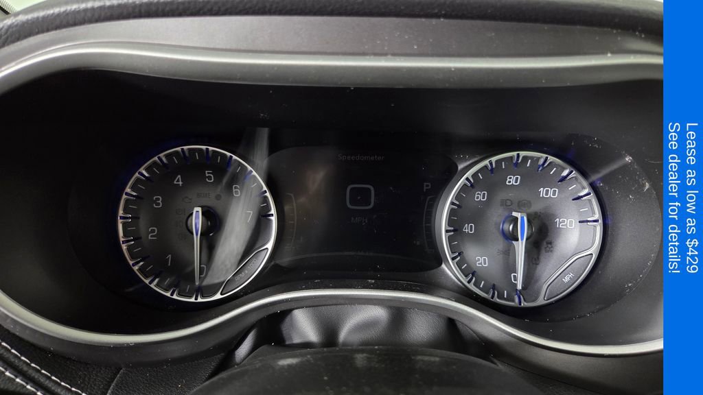 New 2026 Chrysler Pacifica Select AWD/4WD image 21