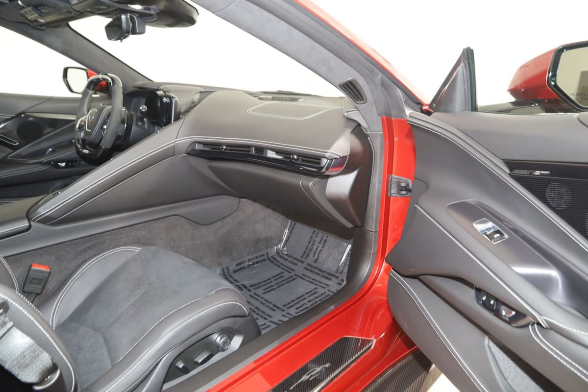 Used 2025 Chevrolet Corvette Z06 w/ Z07 Performance Package RWD image 80