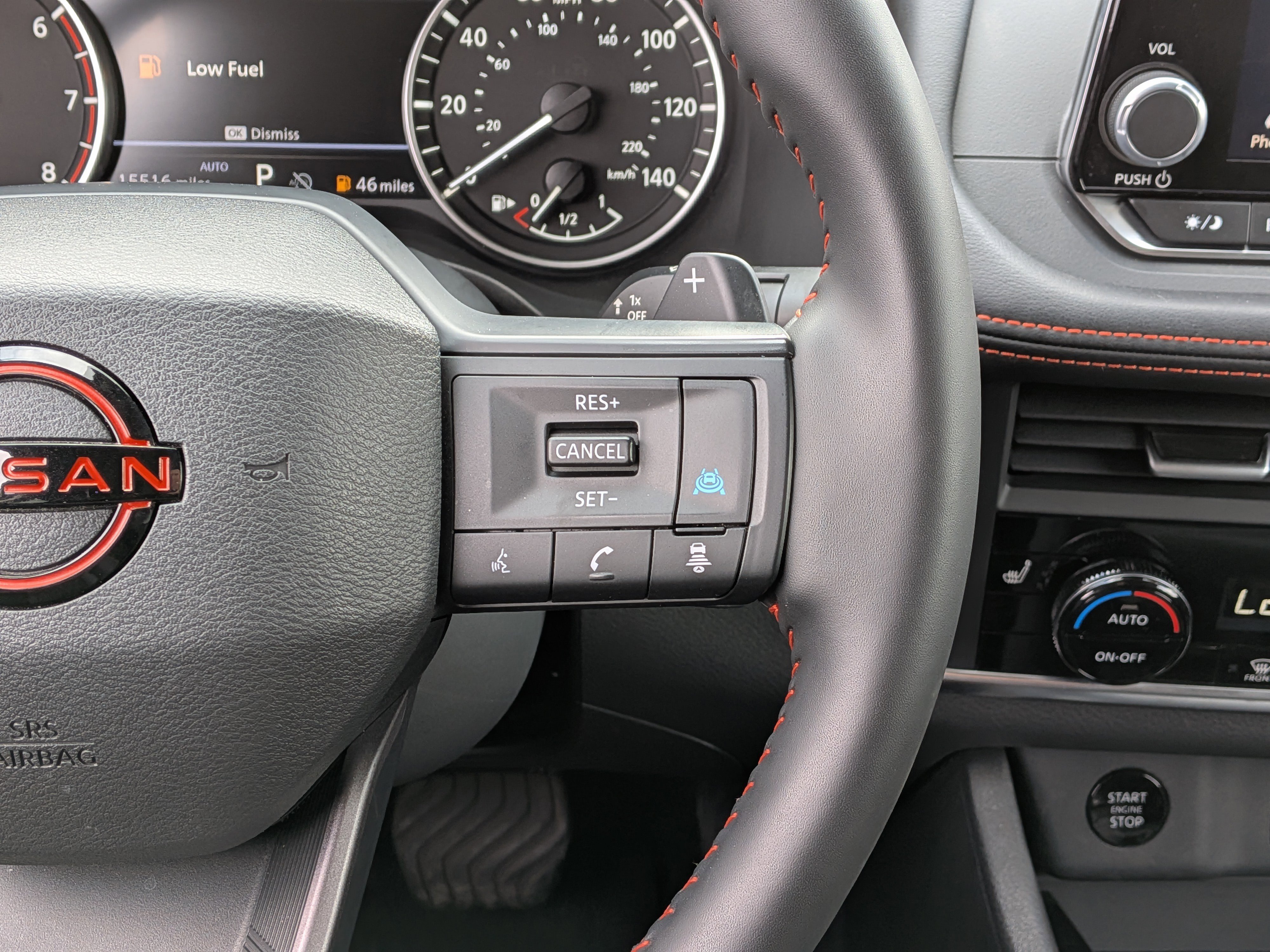 Used 2025 Nissan Rogue SV AWD/4WD image 29