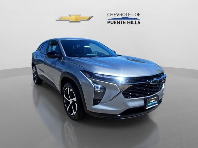 New 2026 Chevrolet Trax RS w/ Driver Confidence Package FWD image 2