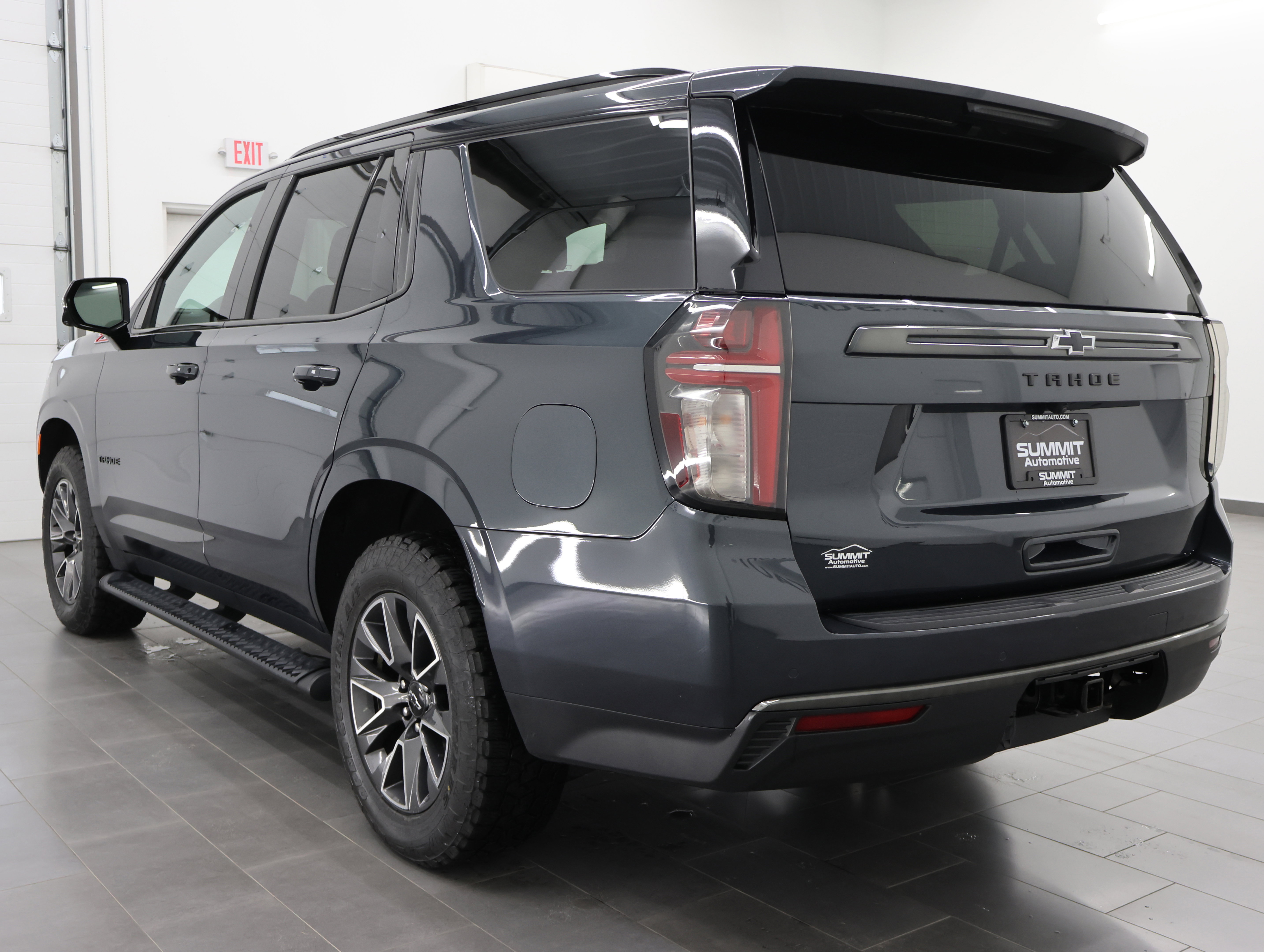 Used 2022 Chevrolet Tahoe Z71 w/ Z71 Off-Road Package image 6