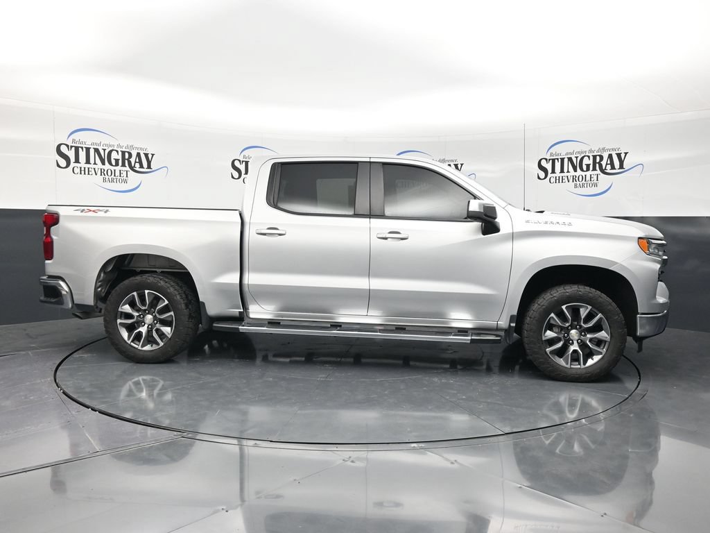 Used 2022 Chevrolet Silverado 1500 LT AWD/4WD image 10