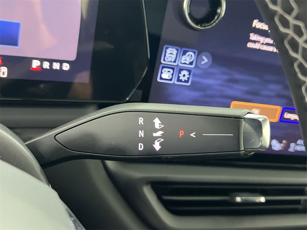 New 2025 Chevrolet Silverado EV LT image 14