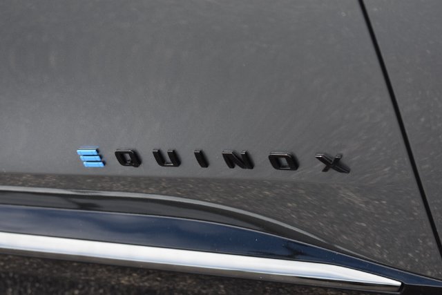 New 2026 Chevrolet Equinox EV RS AWD/4WD image 13