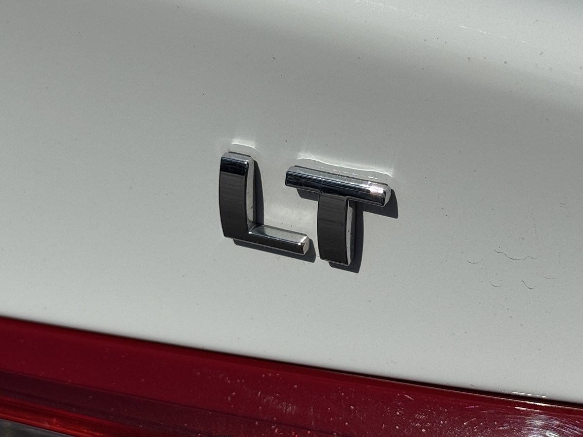 Used 2025 Chevrolet Malibu LT FWD image 10