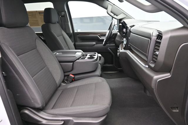 Used 2025 Chevrolet Silverado 2500 LT w/ Safety Package AWD/4WD image 37
