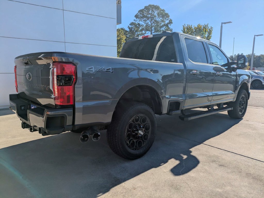 New 2026 Ford F250 Lariat w/ Black Appearance Package AWD/4WD image 4