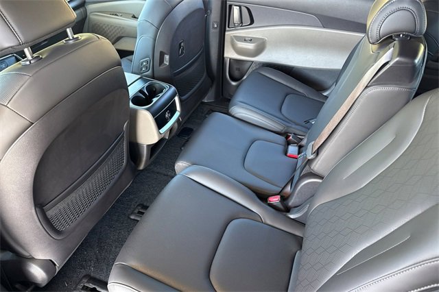 New 2026 Kia Carnival EX image 14
