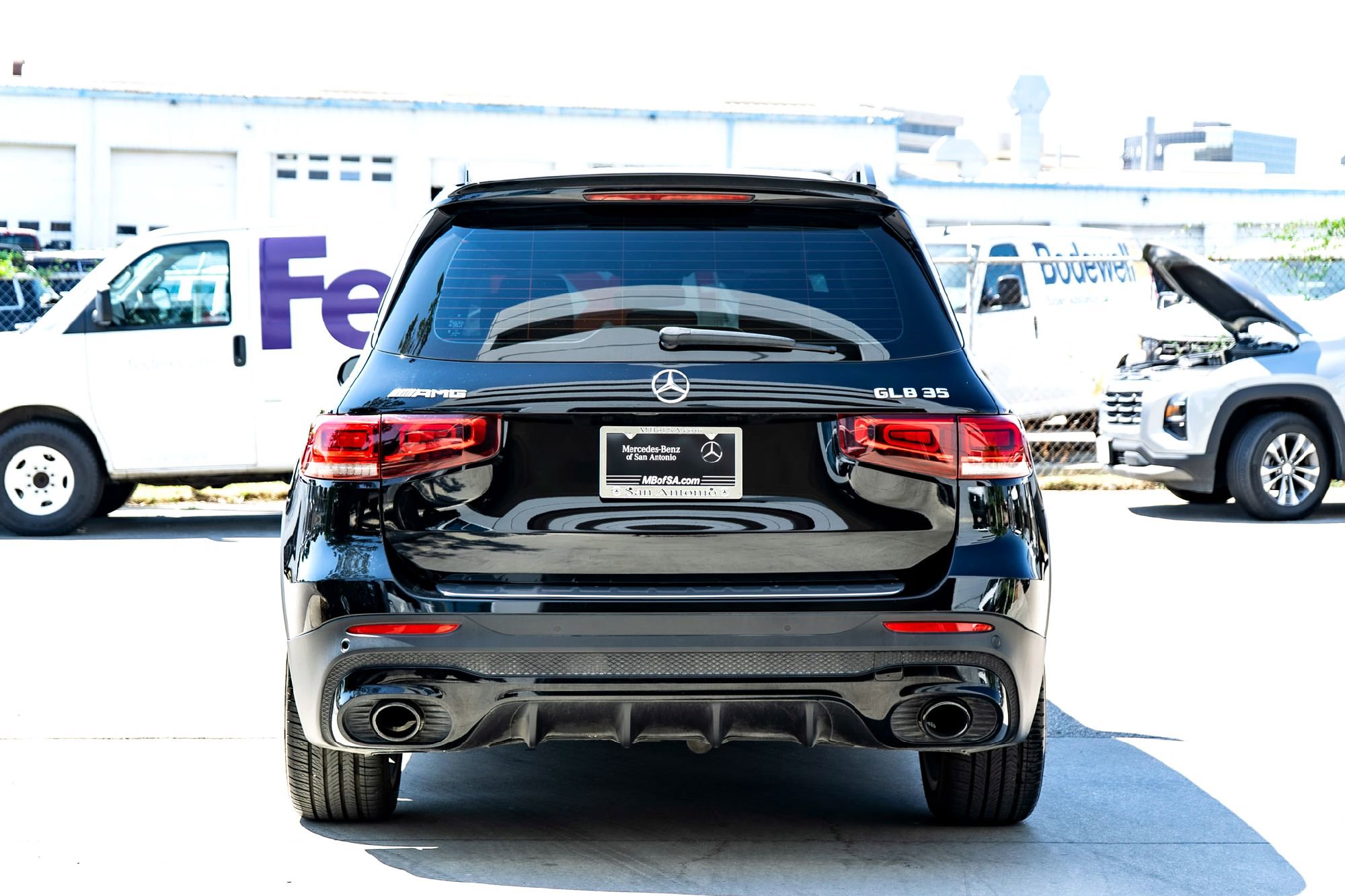 Certified 2022 Mercedes-Benz GLB 35 AMG 4MATIC image 7