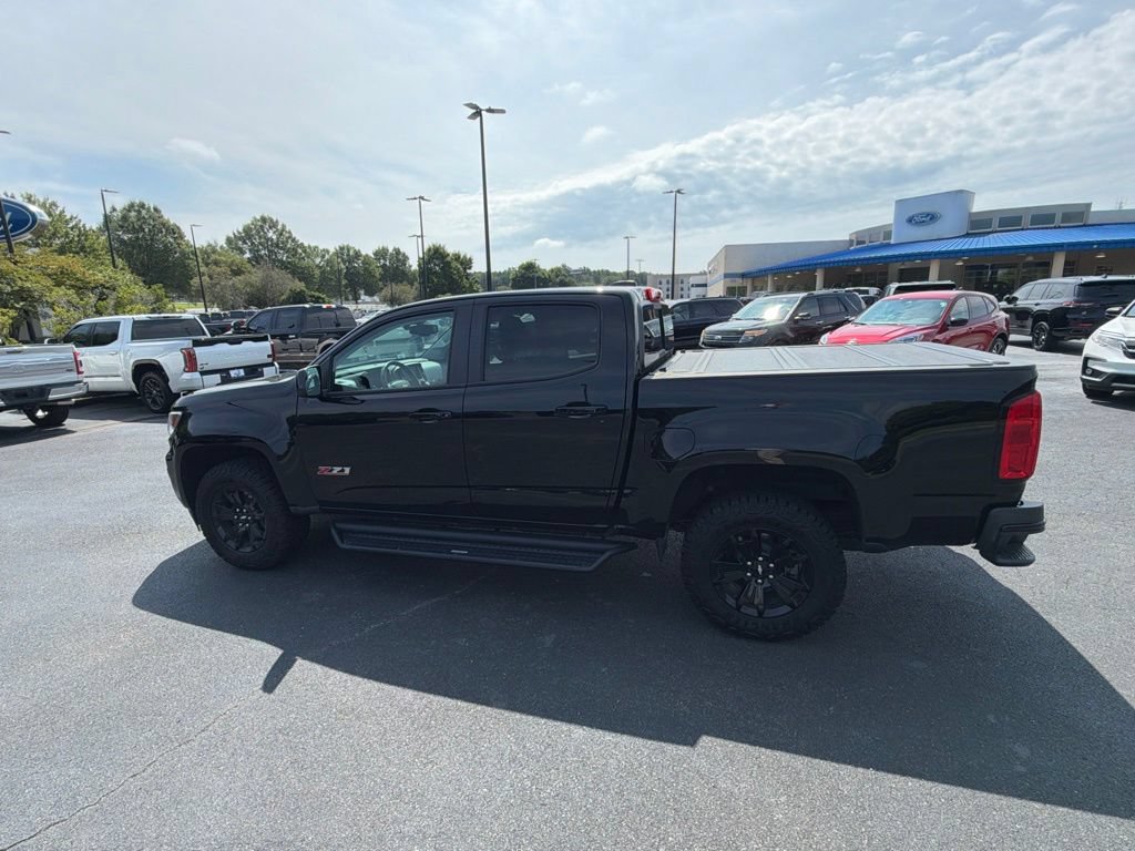Used 2022 Chevrolet Colorado Z71 w/ Z71 Midnight Edition RWD image 15