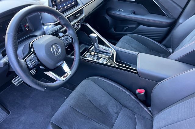 Certified 2025 Acura ADX A-Spec image 10