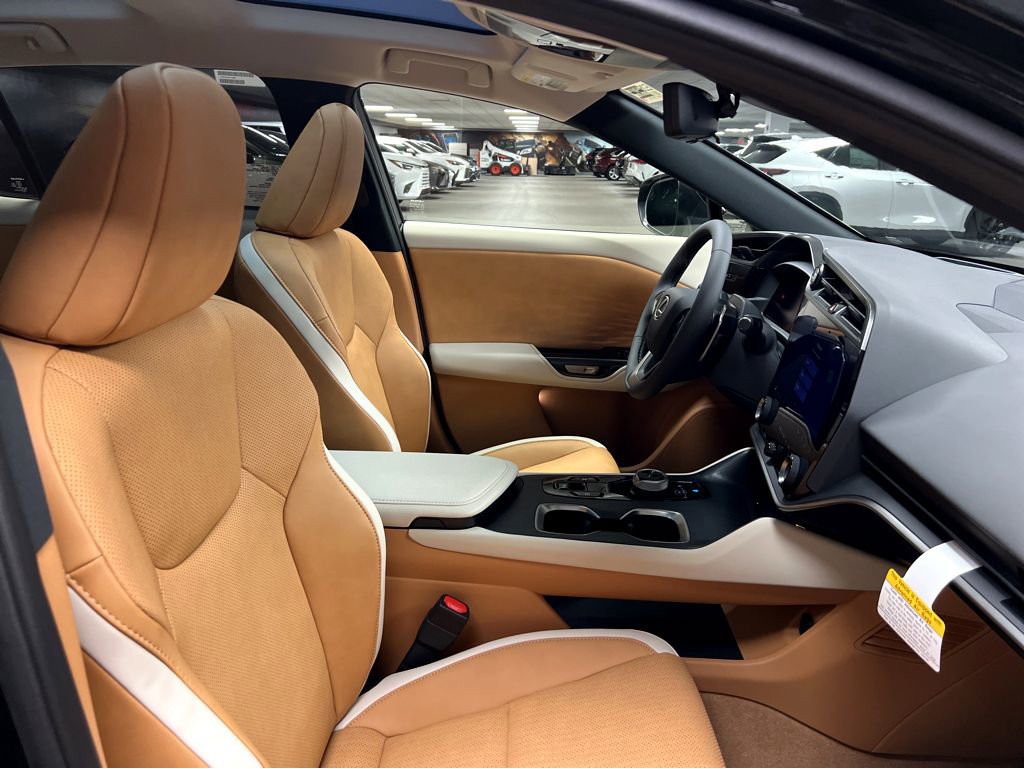 New 2026 Lexus RZ 450e AWD image 33