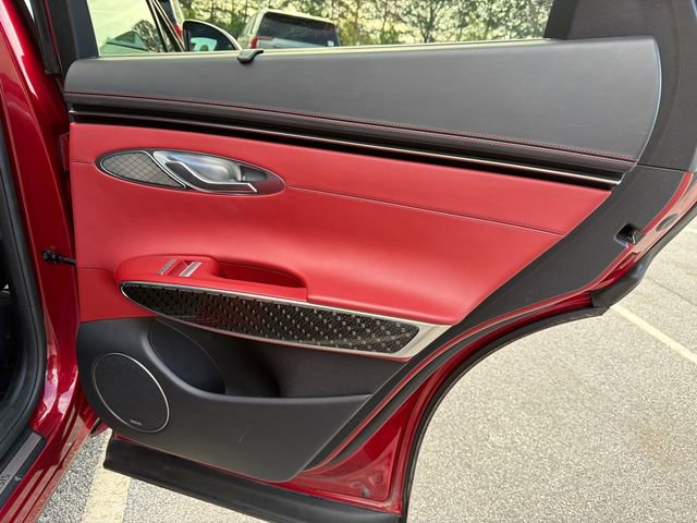 Used 2022 Genesis GV70 3.5T Sport w/ Sport Prestige Package AWD/4WD image 16