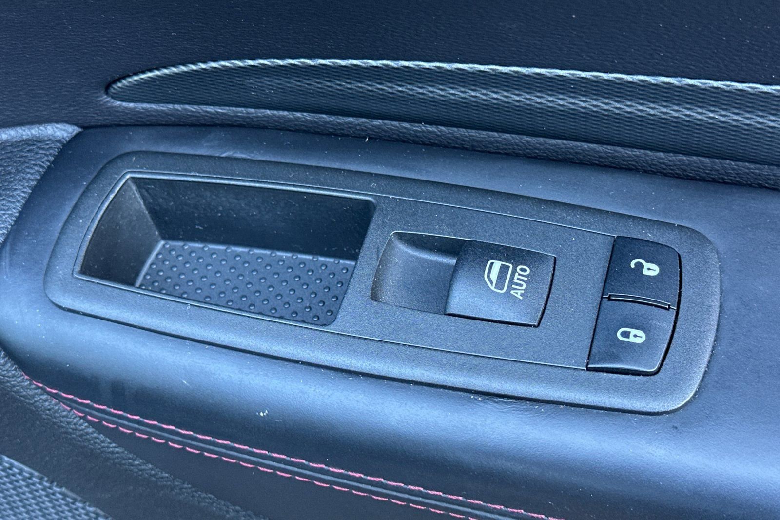 Used 2021 Dodge Durango R/T w/ Blacktop Package image 22