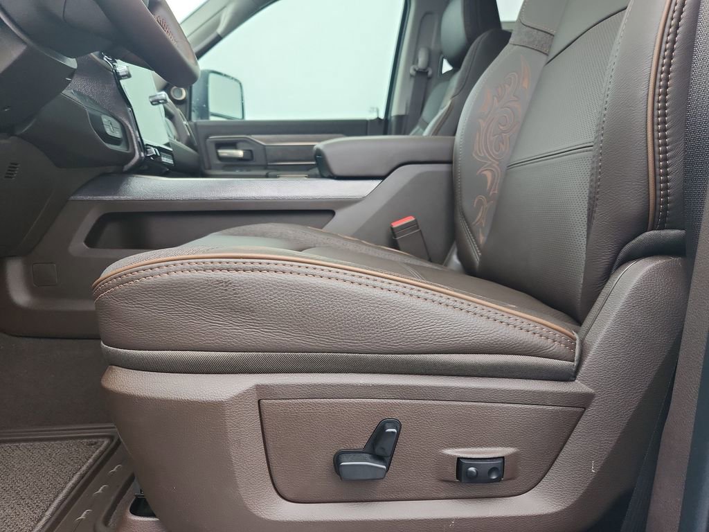 New 2026 RAM 3500 Longhorn image 11