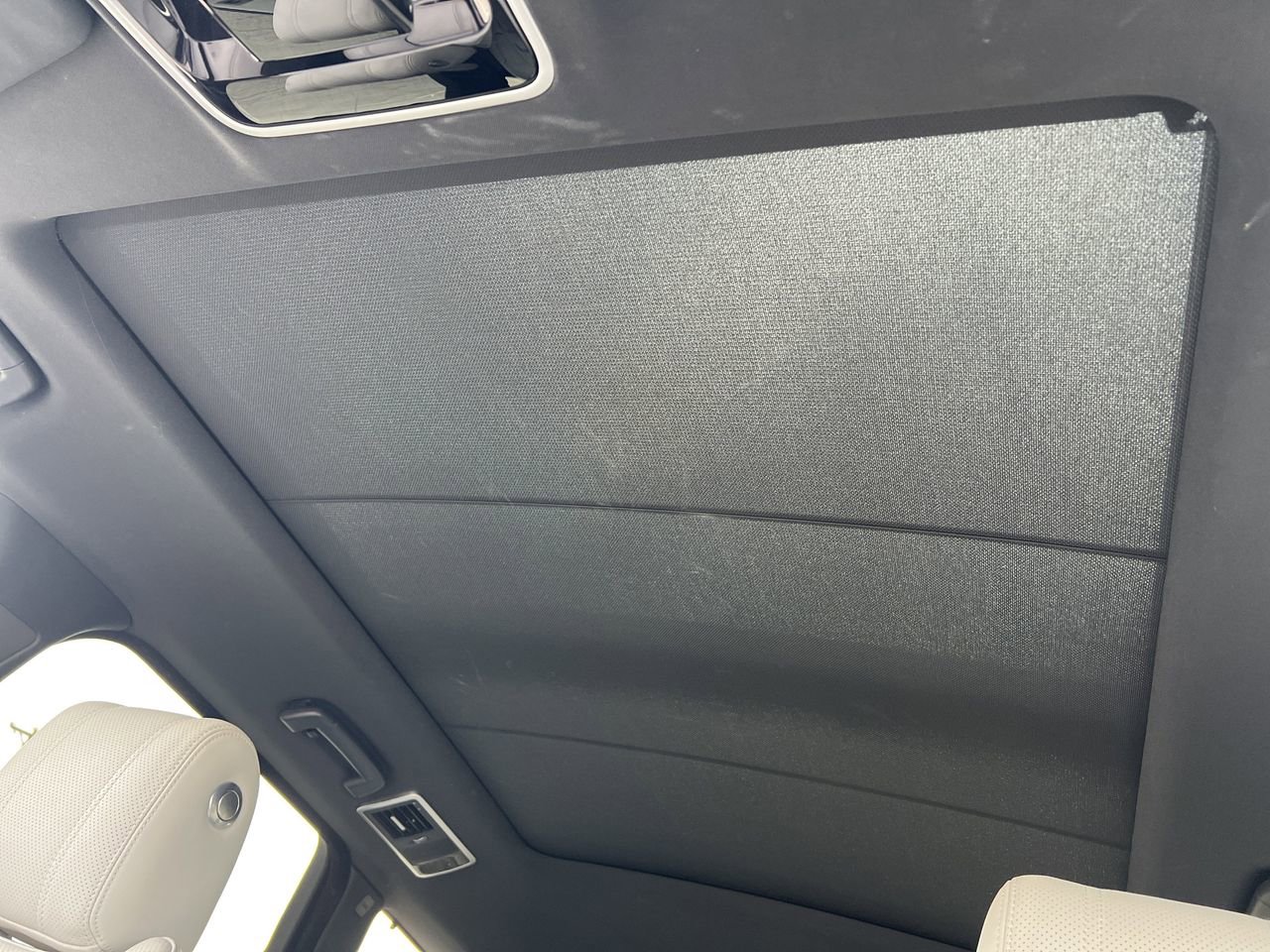 Used 2016 Land Rover Range Rover Sport HSE image 3