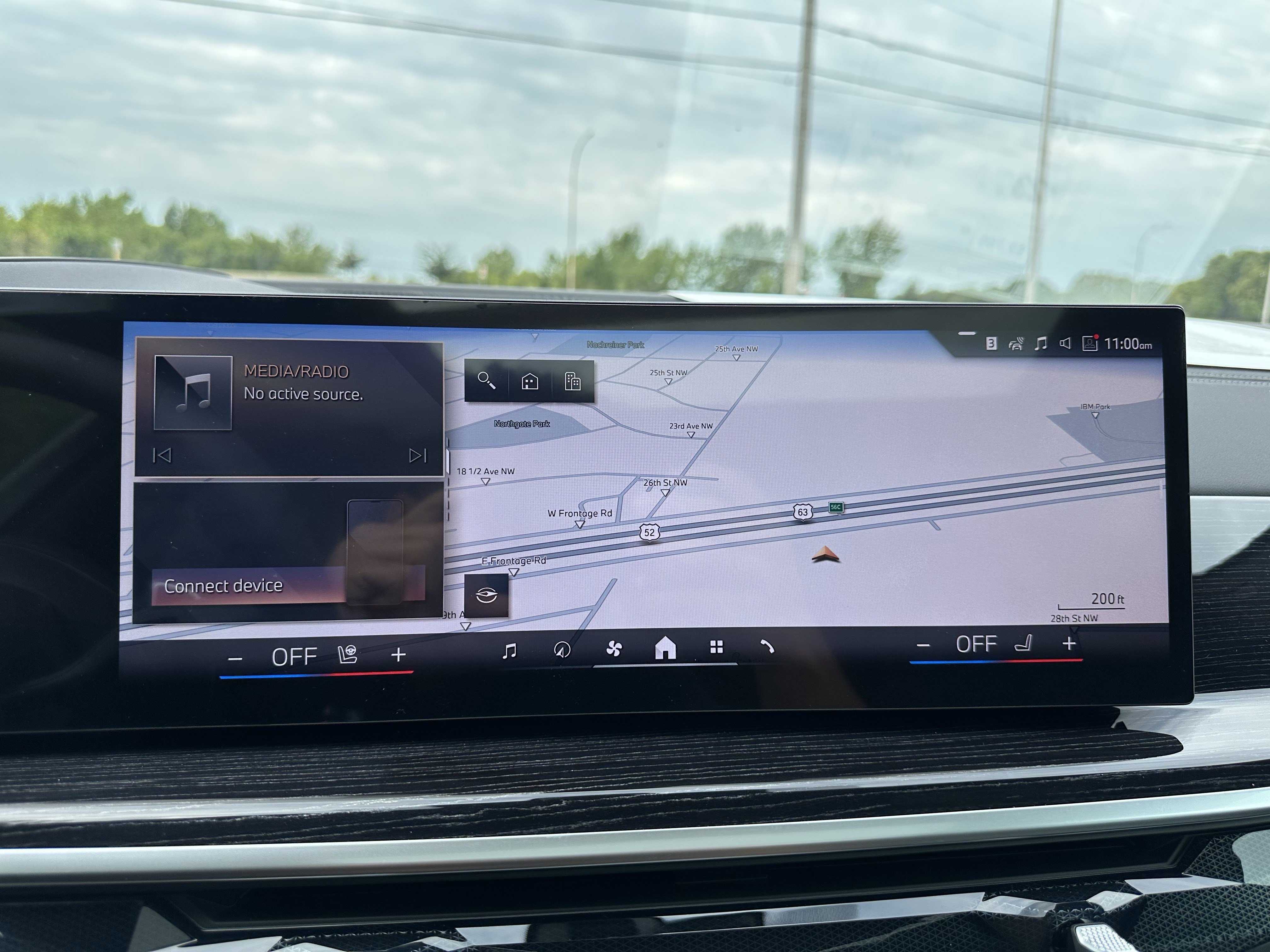 New 2026 BMW X6 xDrive40i image 15