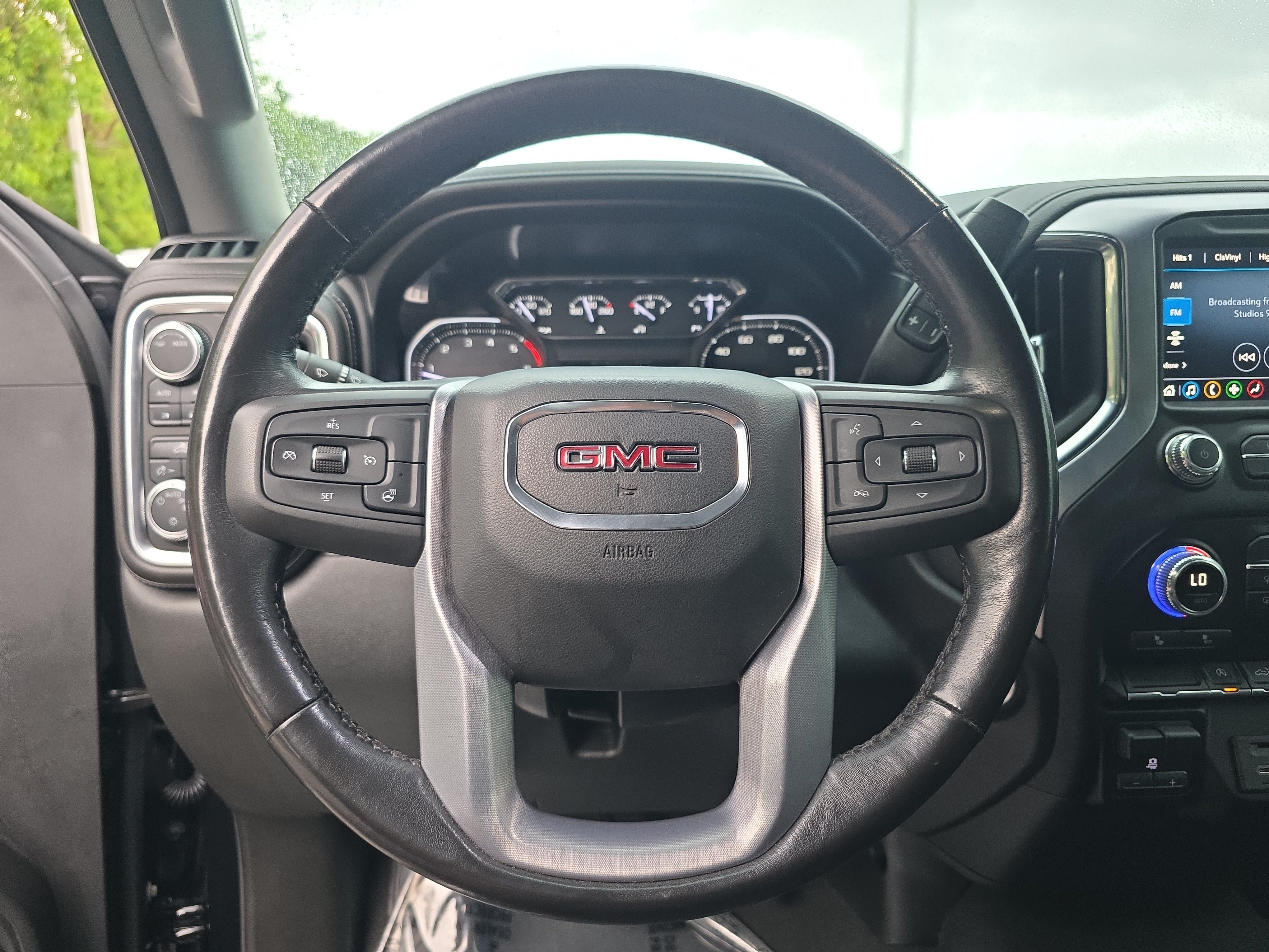 Used 2021 GMC Sierra 1500 SLE w/ Preferred Package AWD/4WD image 29