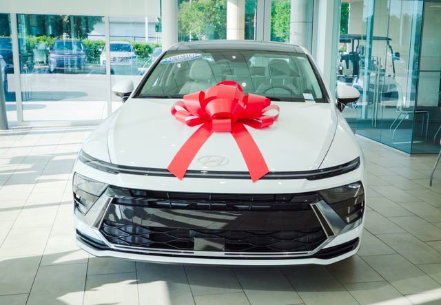 Used 2016 Ford Fusion S FWD image 8