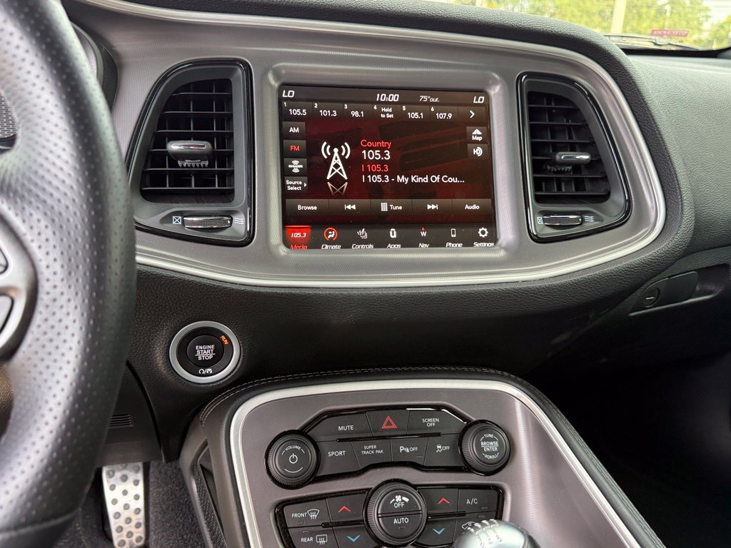 Used 2022 Dodge Challenger R/T w/ Performance Handling Group RWD image 20