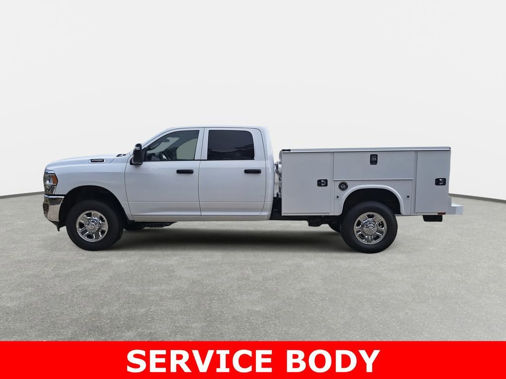 Used 2024 RAM 2500 Tradesman w/ Chrome Appearance Group image 8