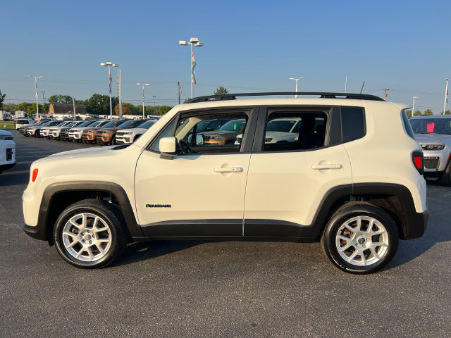 Used 2021 Jeep Renegade Latitude AWD/4WD image 3