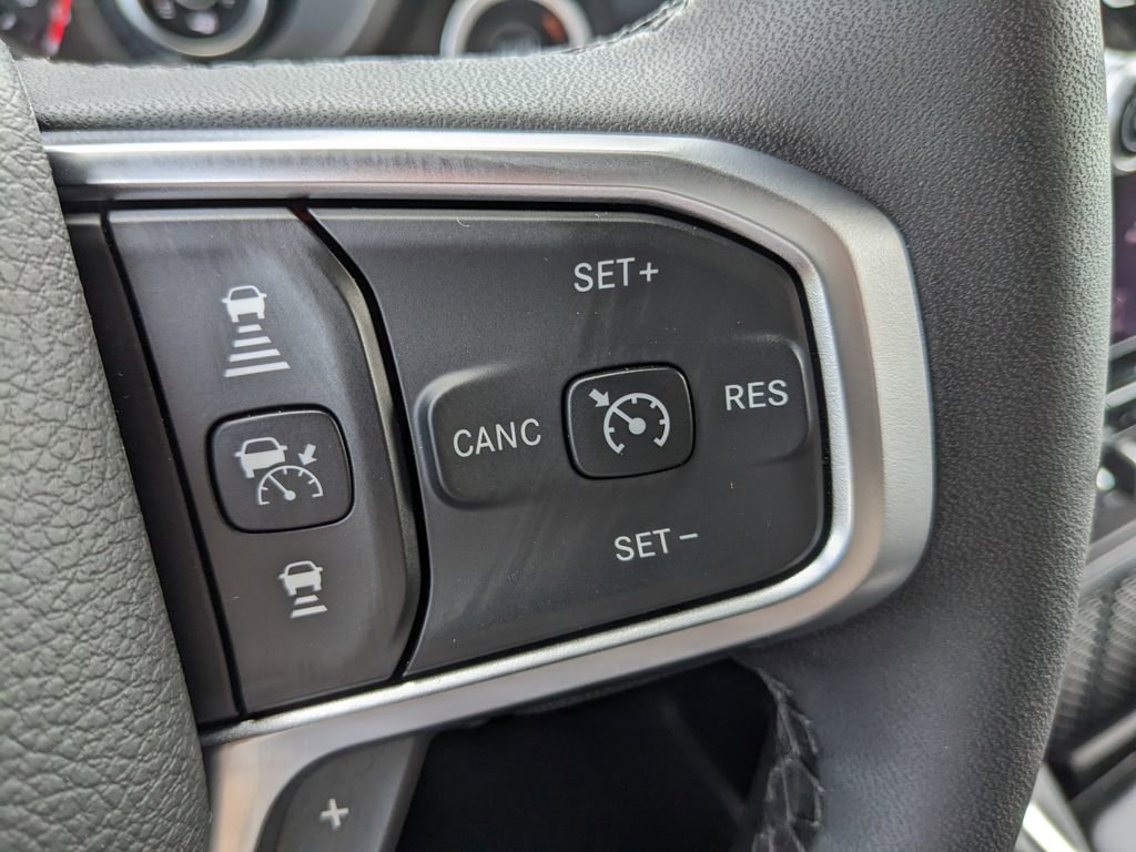 Used 2026 RAM 1500 4x4 Crew Cab image 51