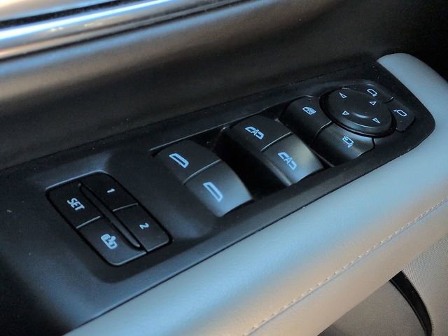 Used 2023 Chevrolet Tahoe LT w/ Luxury Package image 31