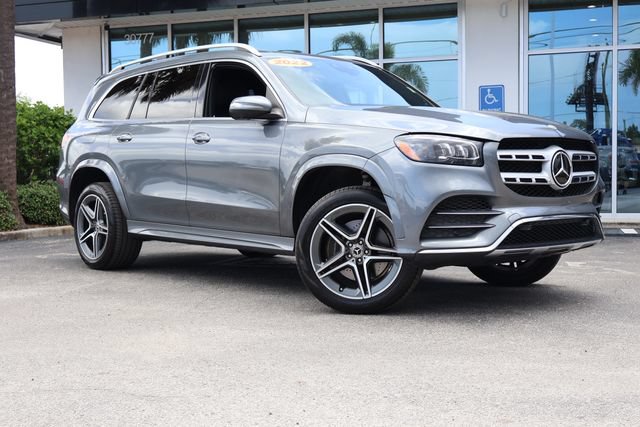 Used 2022 Mercedes-Benz GLS 450 4MATIC image 2
