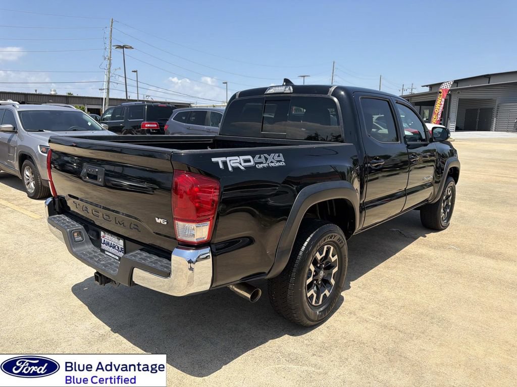 Used 2017 Toyota Tacoma TRD Off-Road w/ Tow Package (A/T) AWD/4WD image 10