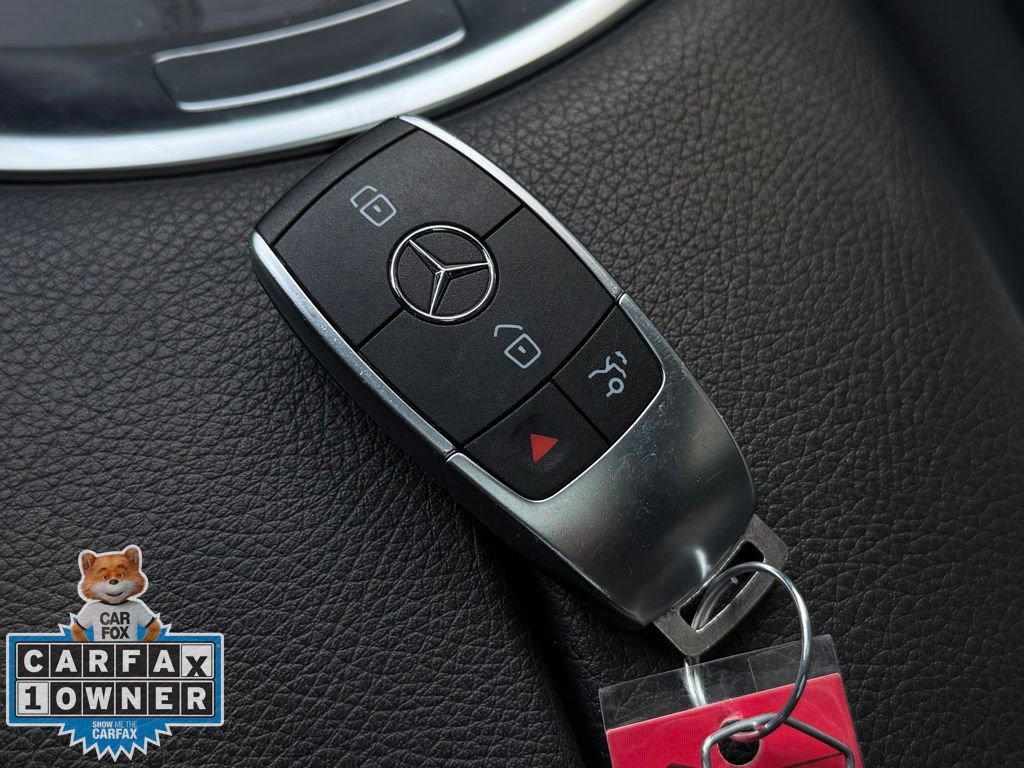 Used 2021 Mercedes-Benz GLC 300 4MATIC image 27