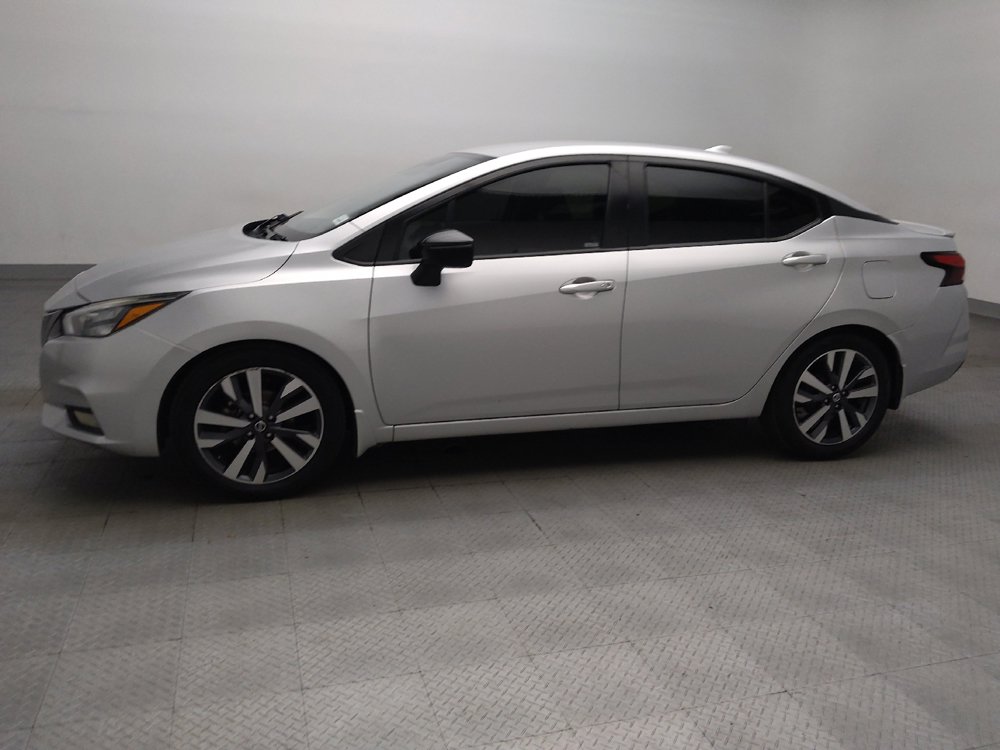 Used 2020 Nissan Versa SR FWD image 2