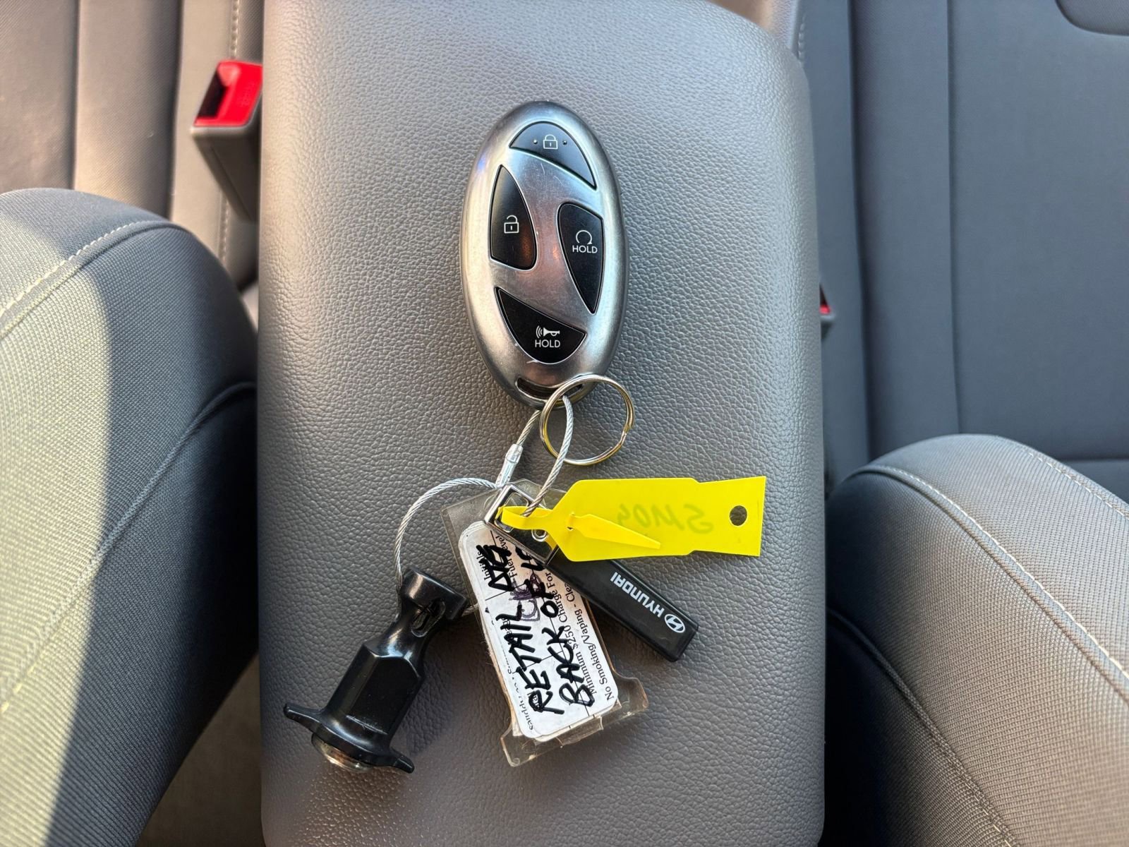 Used 2025 Hyundai Elantra SEL image 22