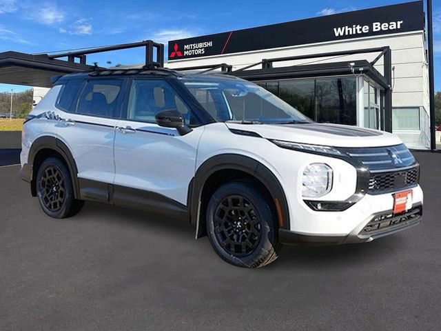 New 2026 Mitsubishi Outlander Trail Edition image 1