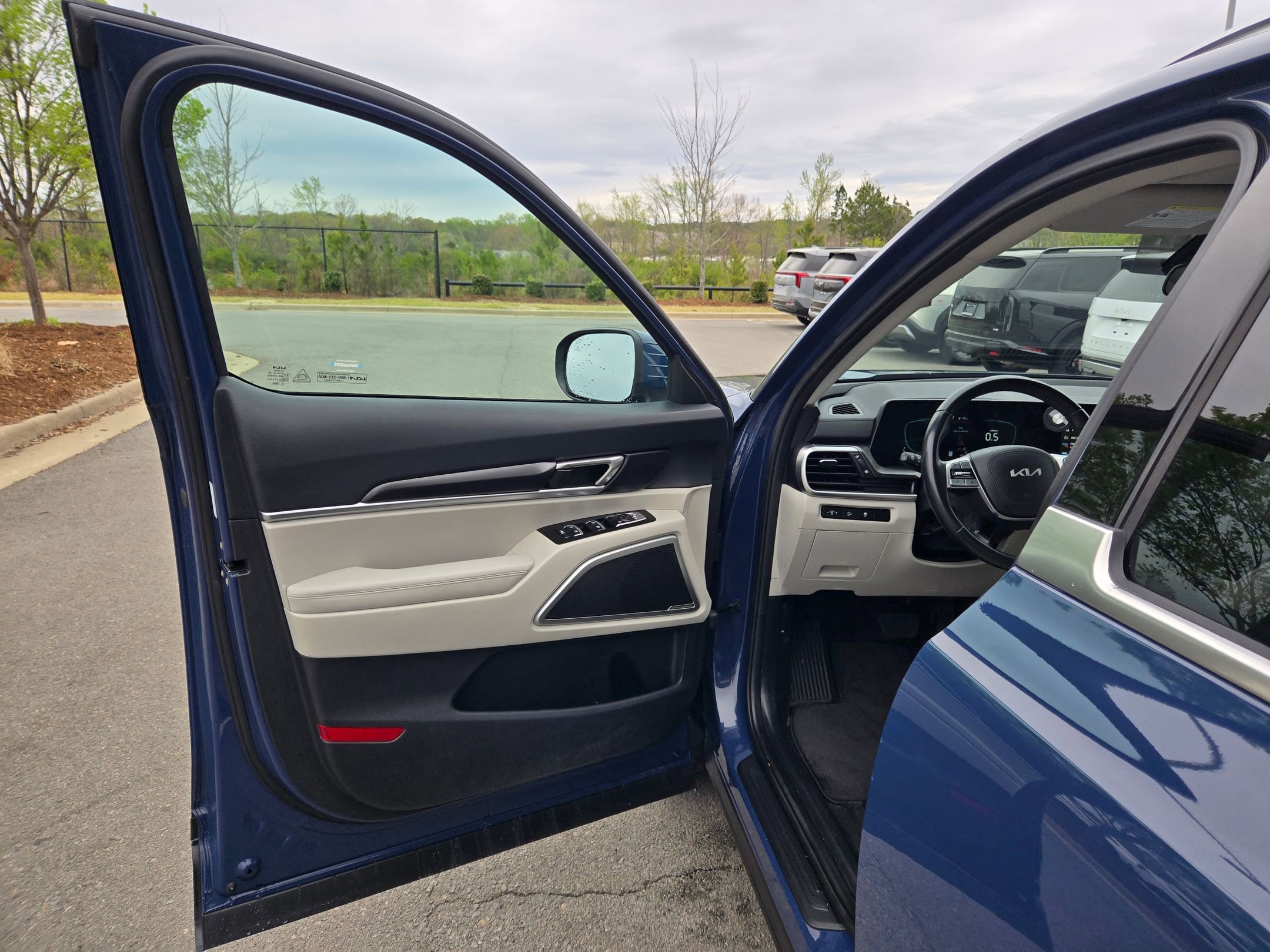 Used 2023 Kia Telluride S w/ S Sunroof Package image 20