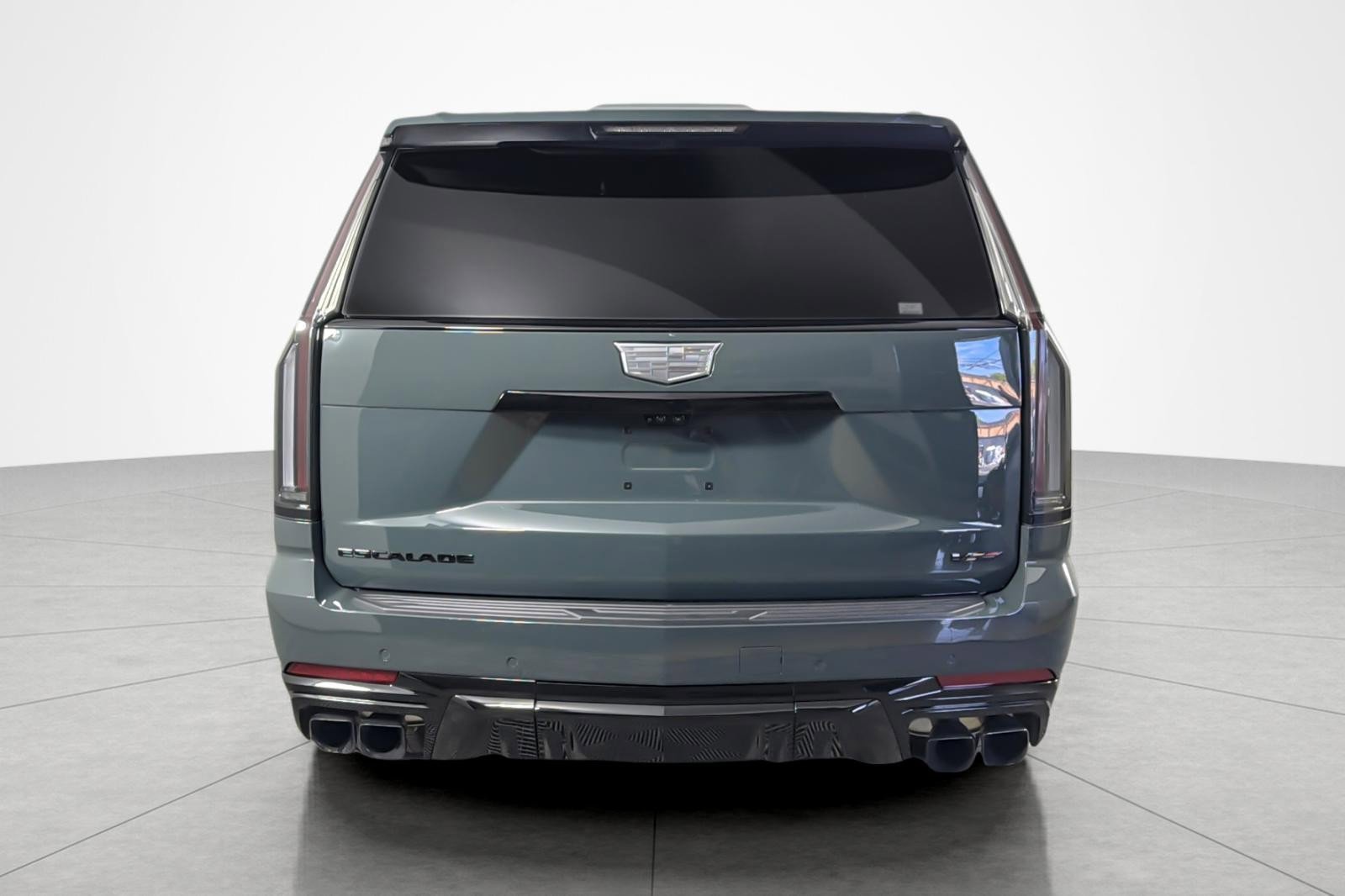 Used 2026 Cadillac Escalade V AWD/4WD image 4