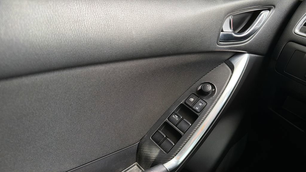 Used 2016 MAZDA CX-5 Touring FWD image 21