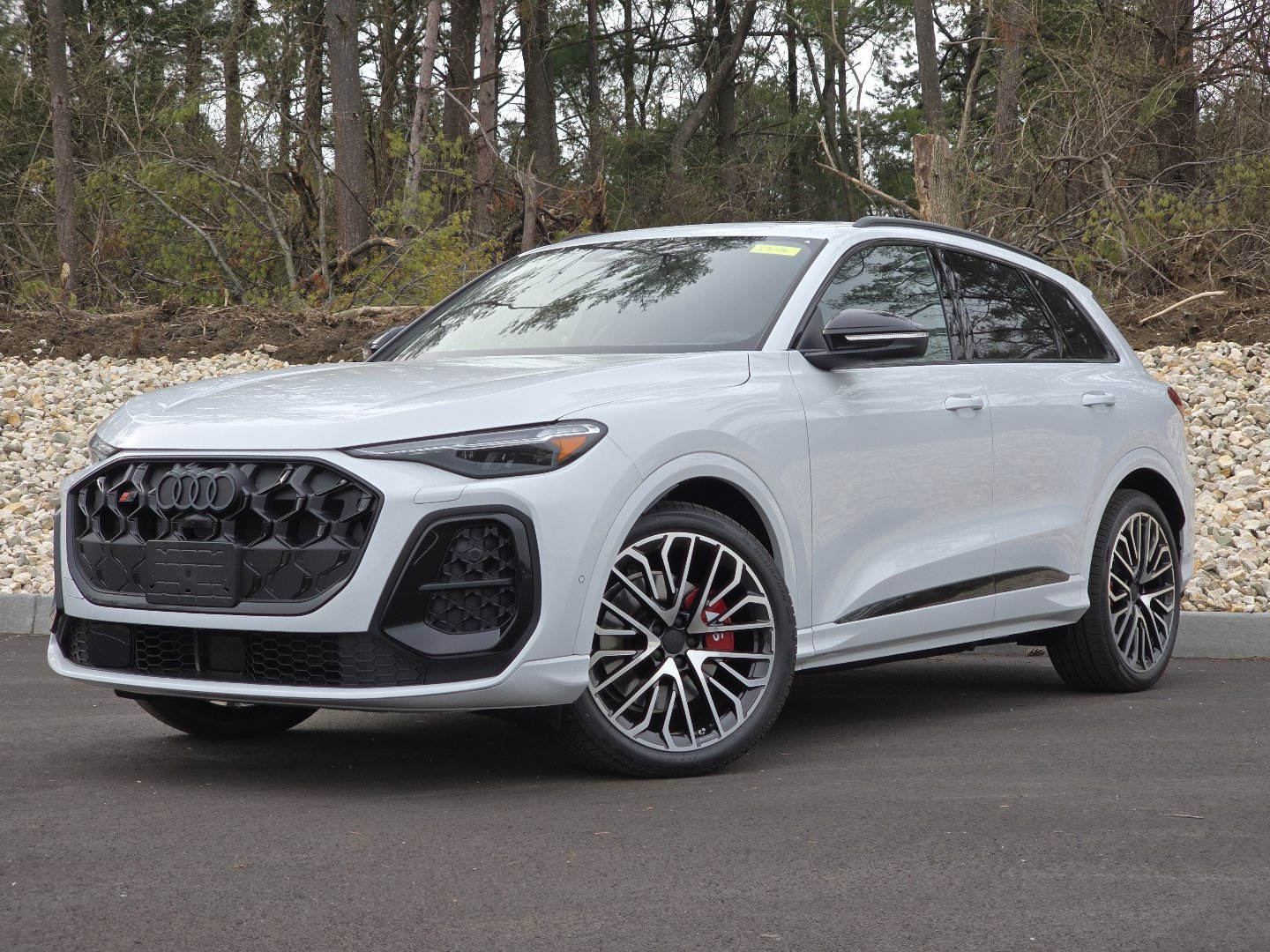 New 2026 Audi SQ5 Premium Plus image 1