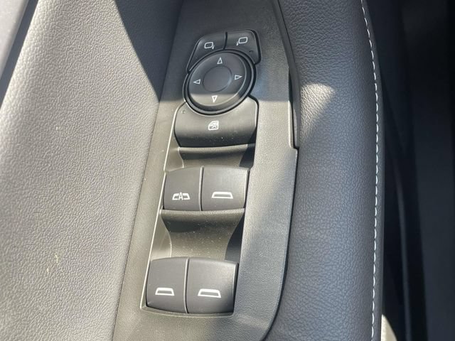 New 2026 Chevrolet Blazer LT w/ LPO, Black Grille Bar Package FWD image 20