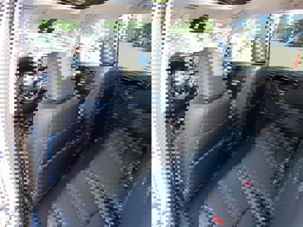 New 2025 Honda Pilot Touring image 15