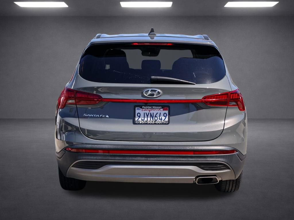 Used 2023 Hyundai Santa Fe SE FWD image 5
