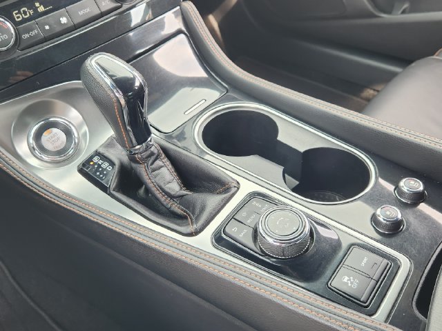 Used 2019 Nissan Maxima SR w/ Premium Package FWD image 16