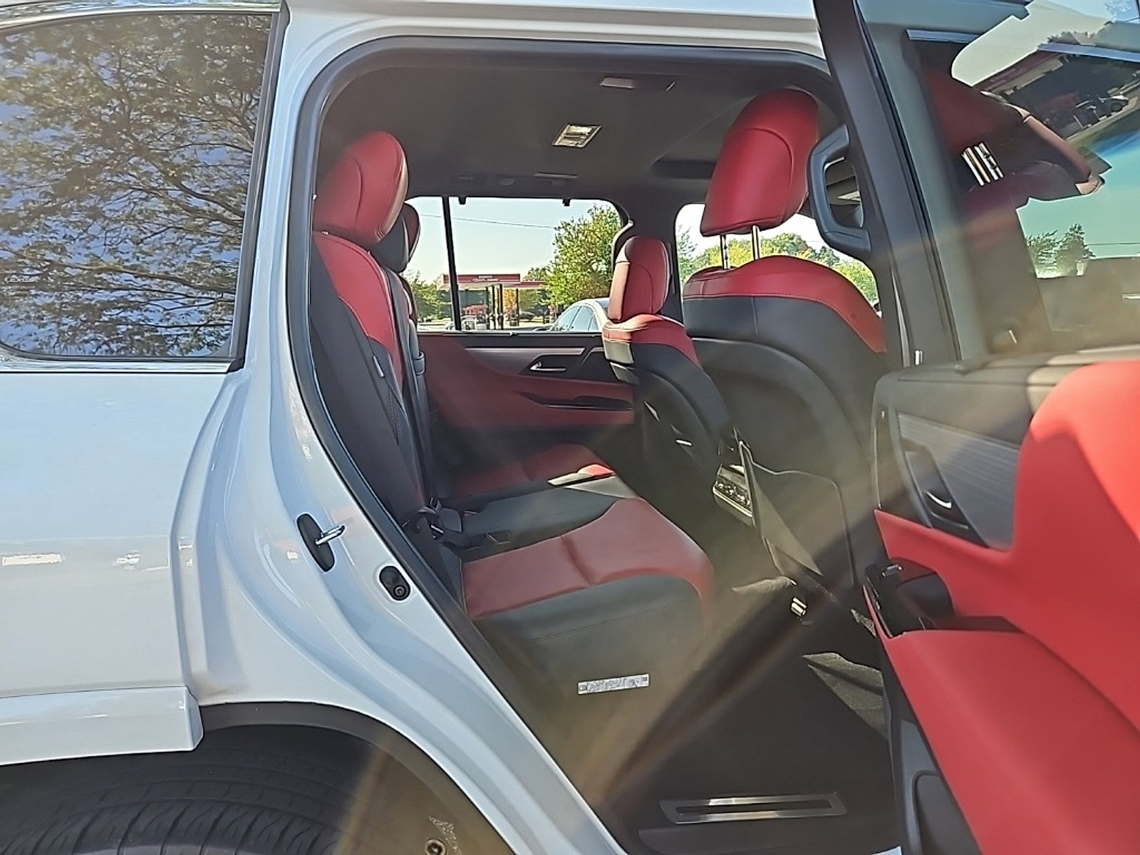 Used 2022 Lexus LX 600 F Sport image 48