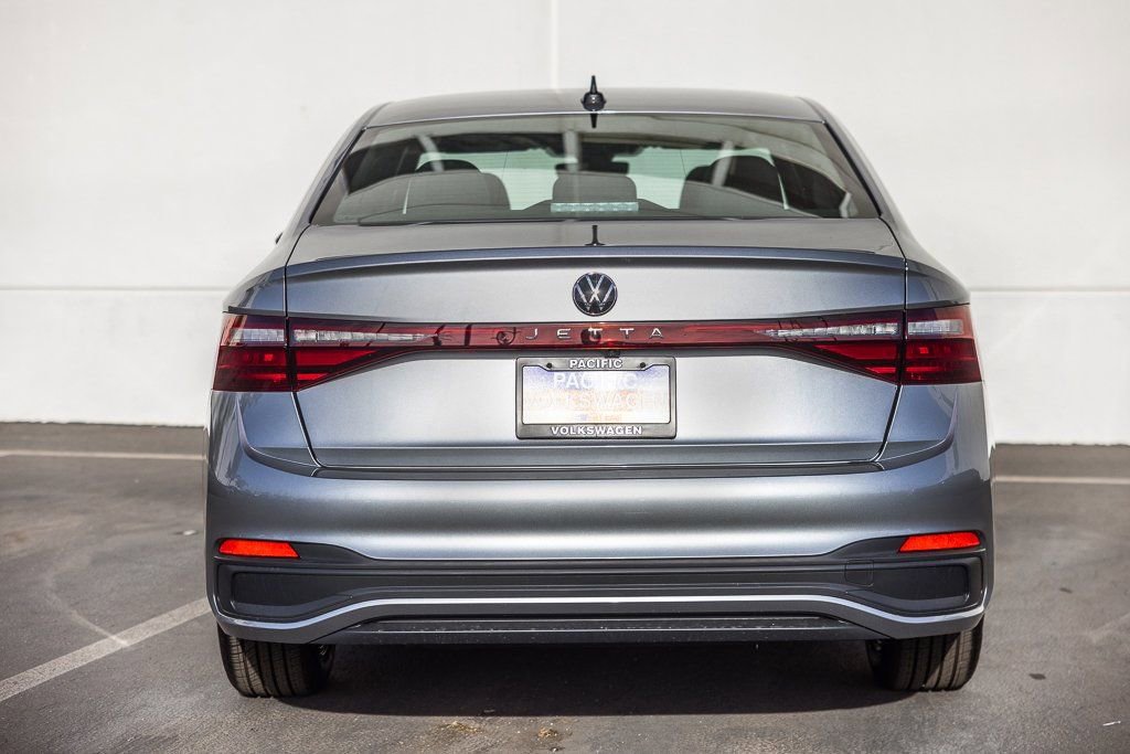 New 2026 Volkswagen Jetta Sport FWD image 4