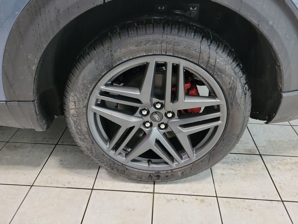 Used 2025 Ford Explorer ST image 51