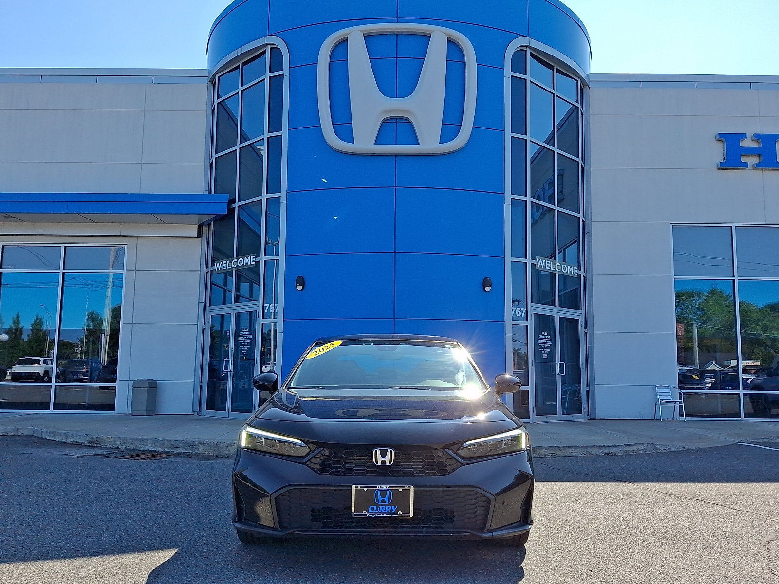 Used 2025 Honda Civic Sport Touring image 2